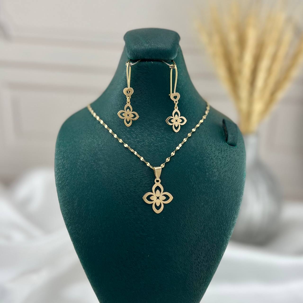 photo_۲۰۲۵-۰۹-۰۹_۱۷-۱۳-۰۹ نیم ست ونکلیف - Image 1